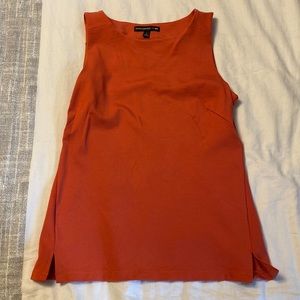 Banana republic sleeveless knit top color coral size small